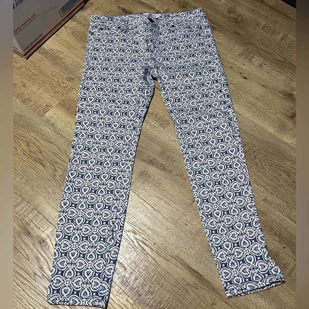 Vineyard Vines Stylish Blue and White Patterned Women's Jeans